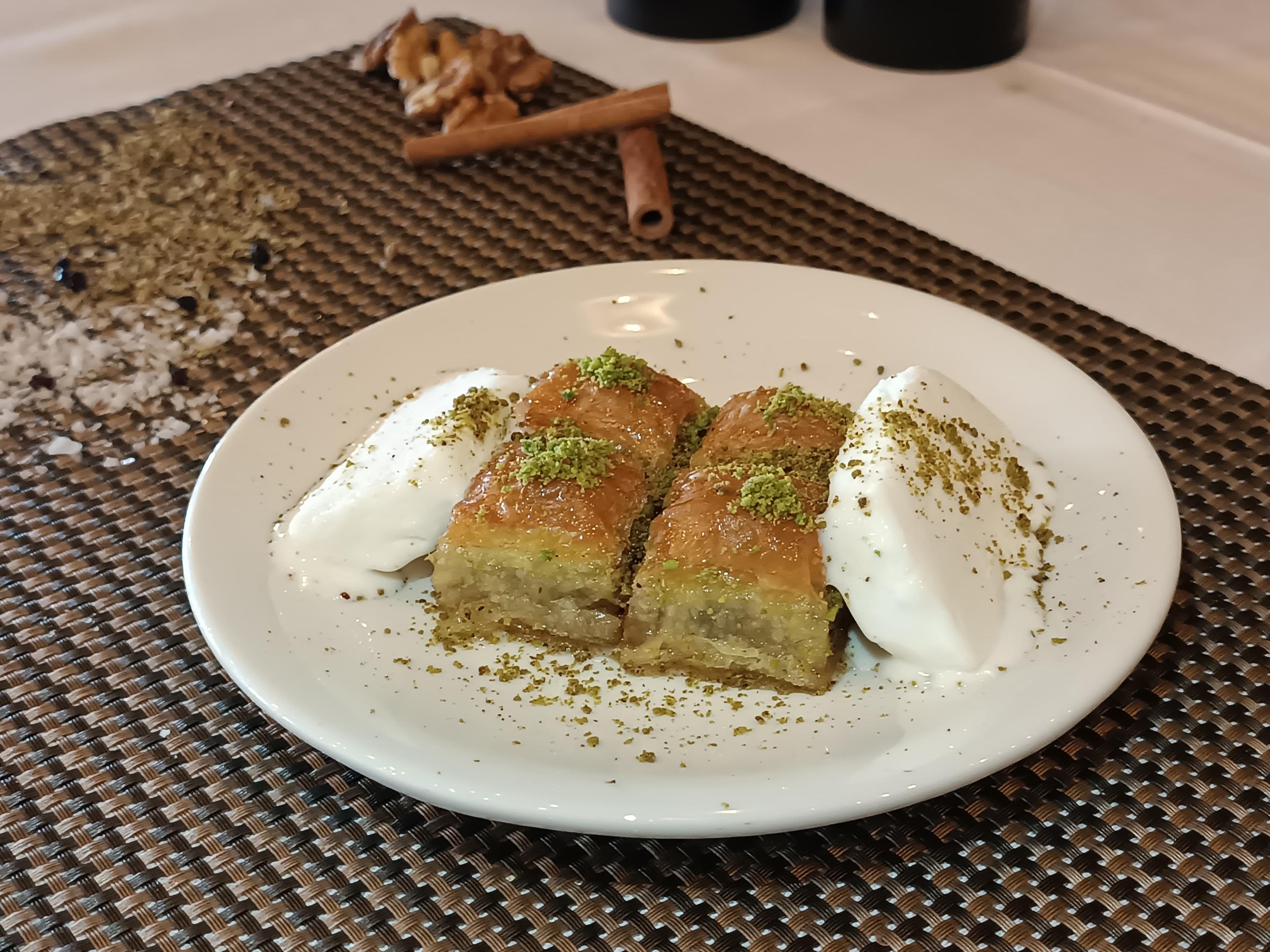 Dondurmalı Baklava